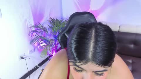 rose online show from October 14, 7:58 pm