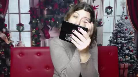 RoseHille online show from January 11, 6:18 am