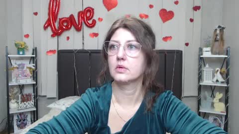 RoseHille online show from March 29, 5:18 am