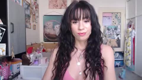 Snapshot of roselynsun chatting on May 8, 5:29 pm Rose online show from May 8, 5:29 pm