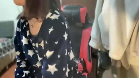 Snapshot of rosemae07 chatting on May 1, 5:28 pm rosemae07 online show from May 1, 5:28 pm