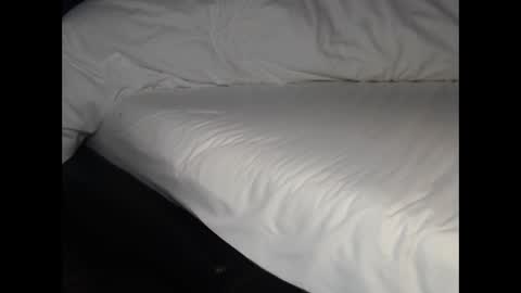 Snapshot of rosemusclecali chatting on November 1, 11:40 pm Jake online show from November 1, 11:40 pm