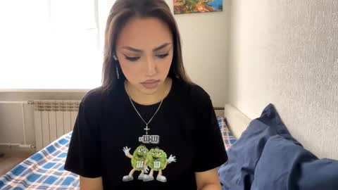 Mimi online show from October 15, 10:59 am