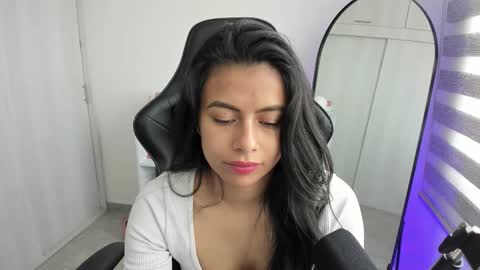 Nat online show from January 13, 4:01 pm