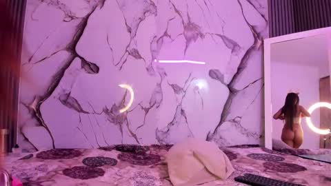 Snapshot of rosestark chatting on January 10, 8:49 am RoseStark online show from January 10, 8:49 am