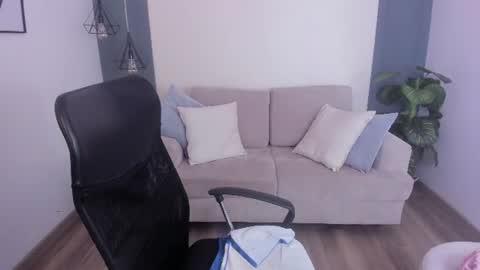 Snapshot of rosetaylorla chatting on July 4, 2:01 pm Rose Taylor online show from July 4, 2:01 pm