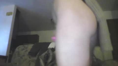 rosewillow33 online show from December 14, 7:47 am