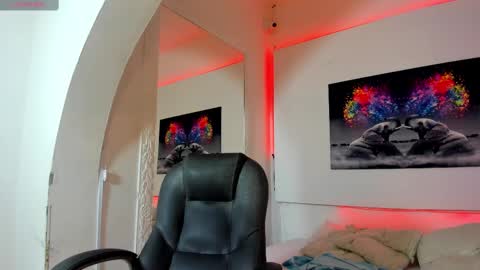 rosi_cooper online show from February 15, 10:33 am