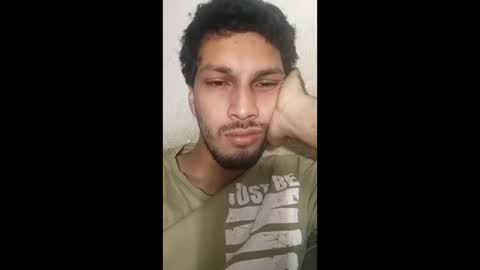 Snapshot of roskof69 chatting on December 4, 2:53 am Ribuu online show from December 4, 2:53 am