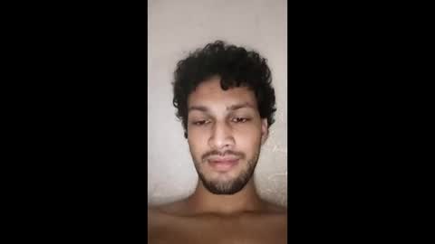 Snapshot of roskof69 chatting on February 20, 9:22 am Ribuu online show from February 20, 9:22 am