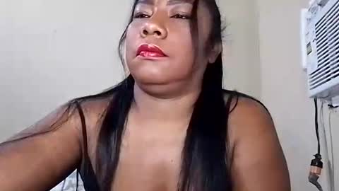 Snapshot of rosmerynava chatting on March 10, 7:10 am rosmerynavarro online show from March 10, 7:10 am