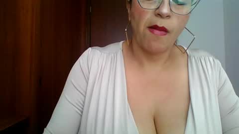 Snapshot of rossanalionheart chatting on April 20, 12:41 pm Rossana online show from April 20, 12:41 pm