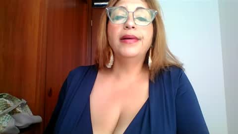 Snapshot of rossanalionheart chatting on April 23, 12:29 pm Rossana online show from April 23, 12:29 pm