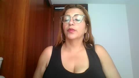 Snapshot of rossanalionheart chatting on May 2, 12:32 pm Rossana online show from May 2, 12:32 pm