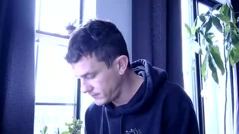 RossCollab online show from February 21, 1:12 pm