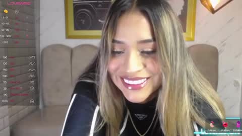 rosse jeane v online show from May 26, 1:51 pm
