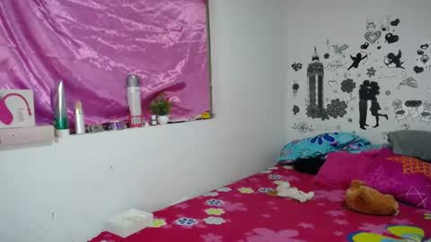 Snapshot of rossi_sexy chatting on July 6, 10:12 pm rossi_sexy online show from July 6, 10:12 pm