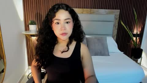 rossie_lanie_ online show from March 13, 7:20 pm