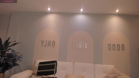 Rossie Rivers online show from January 11, 5:40 pm