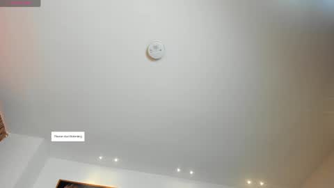 Snapshot of rossirivers chatting on May 10, 10:53 am Rossie Rivers online show from May 10, 10:53 am