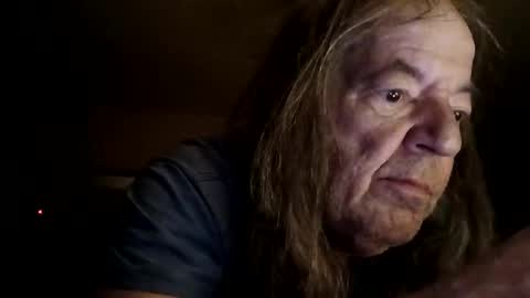 Snapshot of rotorranch chatting on October 14, 2:45 am rotorranch online show from October 14, 2:45 am