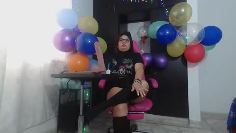 Snapshot of rous_kinky chatting on March 12, 3:51 pm rous_kinky online show from March 12, 3:51 pm