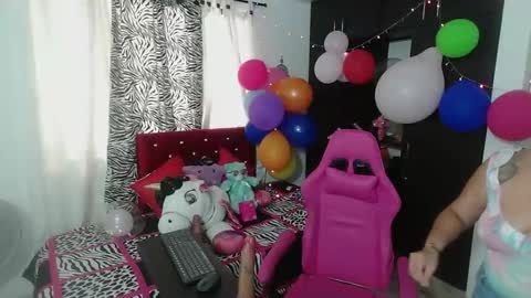 Snapshot of rous_kinky chatting on April 29, 3:49 pm rous_kinky online show from April 29, 3:49 pm