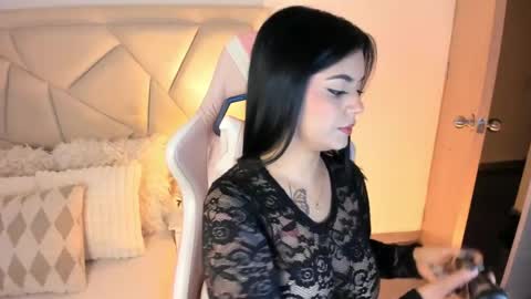    online show from May 17, 11:34 pm