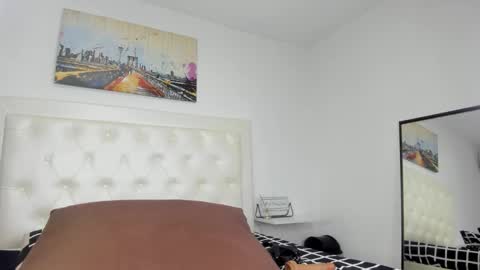 rouse_sexy_hotxx77 online show from November 2, 4:26 am