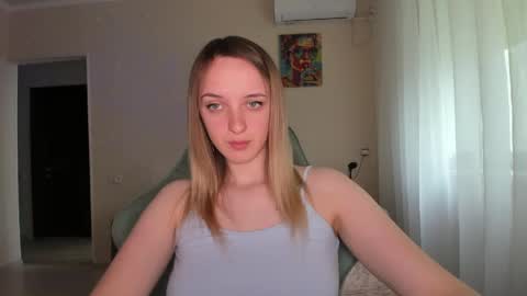 Snapshot of rousereed chatting on April 21, 11:05 am Rouse online show from April 21, 11:05 am