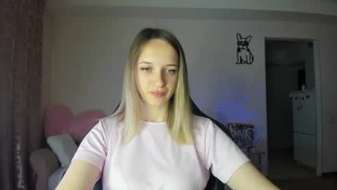 Snapshot of rousereed chatting on June 18, 5:08 am Rouse online show from June 18, 5:08 am