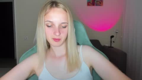 Snapshot of rousereed chatting on July 15, 9:20 pm Rouse online show from July 15, 9:20 pm
