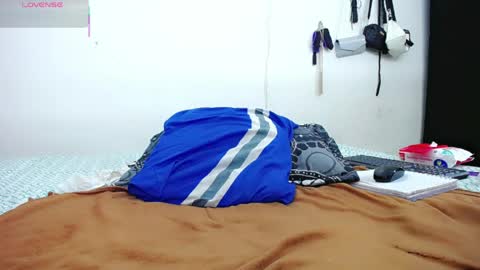 rouserios online show from April 4, 11:51 am