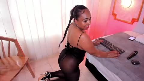 rouses_malih online show from May 28, 7:00 pm