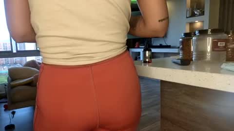 Rouss marie henao  online show from March 3, 9:48 pm