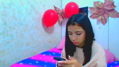 rousse_violet online show from February 18, 12:15 am