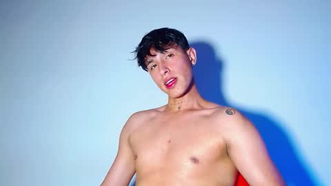 Snapshot of rowanboy23 chatting on February 2, 1:59 am rowanboy23 online show from February 2, 1:59 am