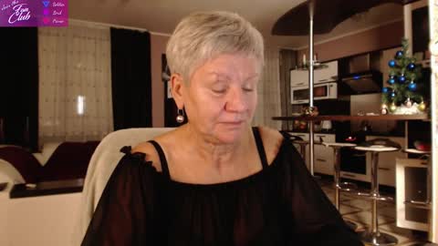 Snapshot of roxana_brooks chatting on December 19, 7:51 pm Roxana online show from December 19, 7:51 pm