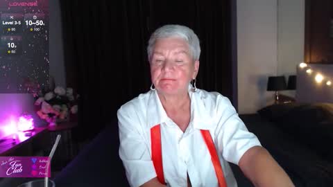 Snapshot of roxana_brooks chatting on January 17, 2:44 pm Roxana online show from January 17, 2:44 pm
