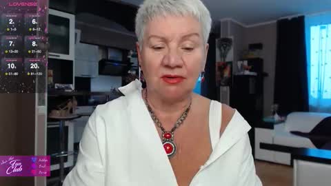 Snapshot of roxana_brooks chatting on February 2, 2:05 pm Roxana online show from February 2, 2:05 pm