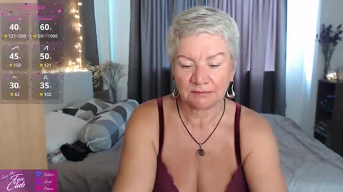 Snapshot of roxana_brooks chatting on May 7, 2:28 am Roxana online show from May 7, 2:28 am