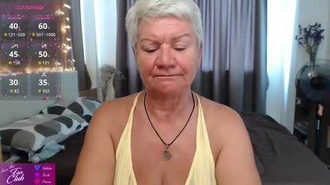 Snapshot of roxana_brooks chatting on May 31, 1:25 am Roxana online show from May 31, 1:25 am