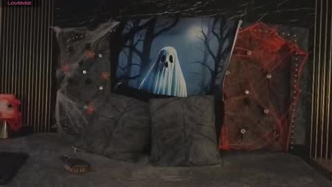 roxana_scottt online show from October 31, 11:11 am