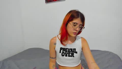 Snapshot of roxanajames__ chatting on February 13, 3:41 pm roxy online show from February 13, 3:41 pm