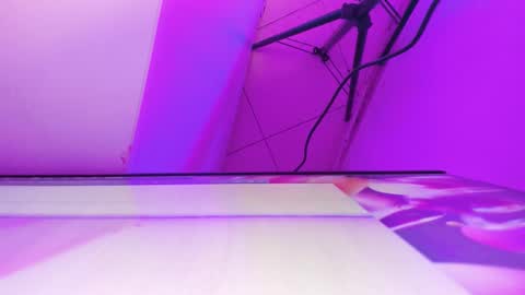 Roxane online show from February 4, 6:41 am