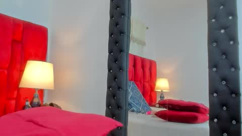 Roxanna online show from February 14, 11:51 am