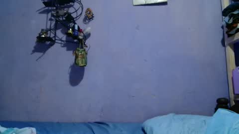 roxanne_98 online show from February 26, 12:42 am