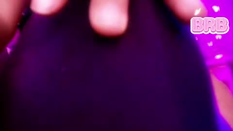 roxanne_han online show from June 27, 12:10 pm