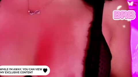 roxanne_han online show from July 30, 12:04 pm