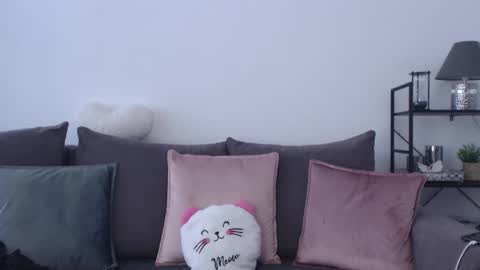 roxanneliss online show from February 21, 2:07 pm